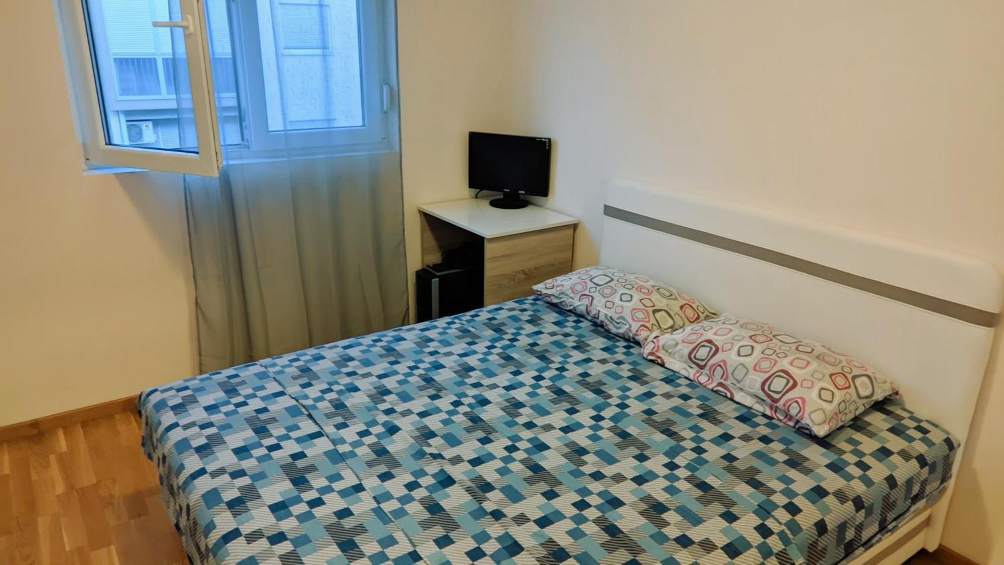 Guest House Mikeli 포드고리차 외부 사진