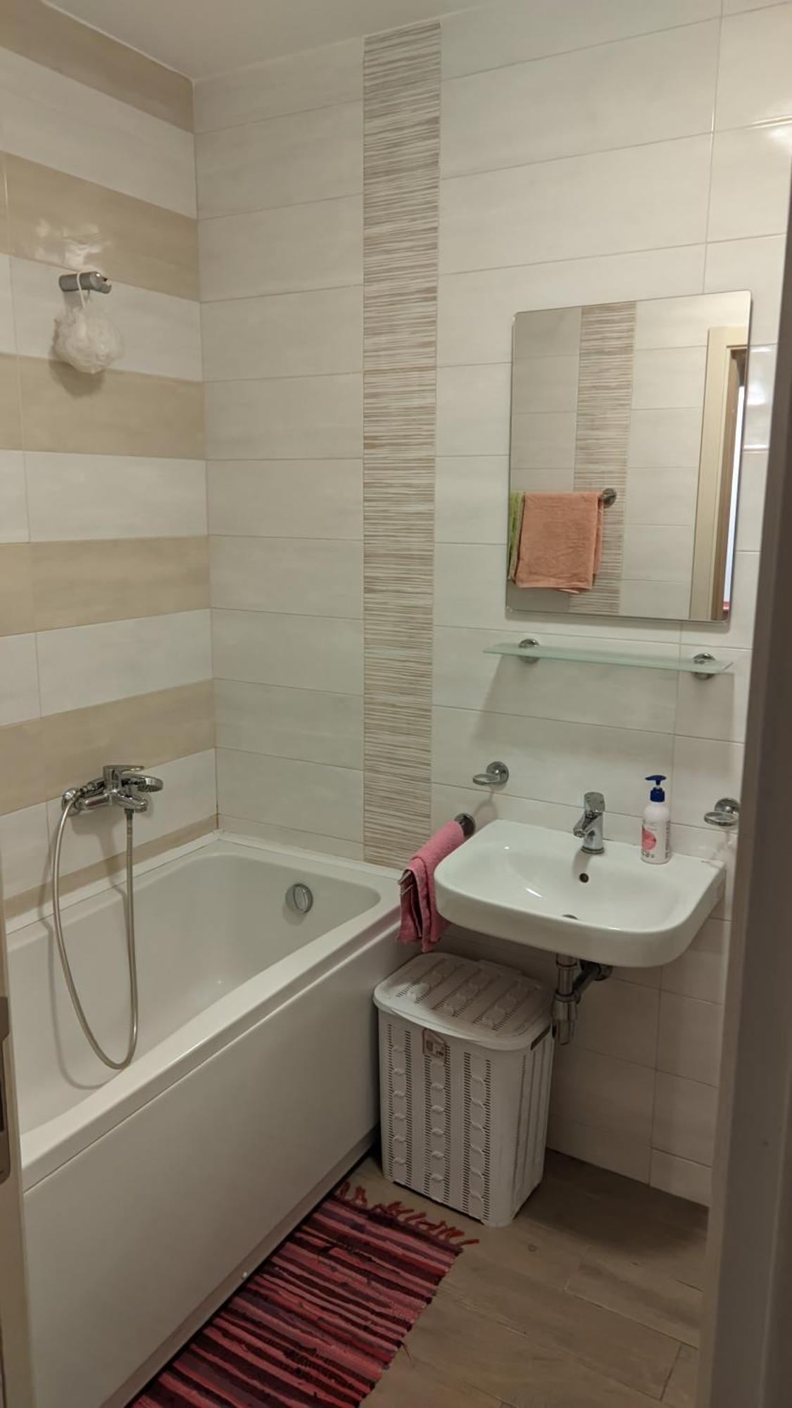 Guest House Mikeli 포드고리차 외부 사진